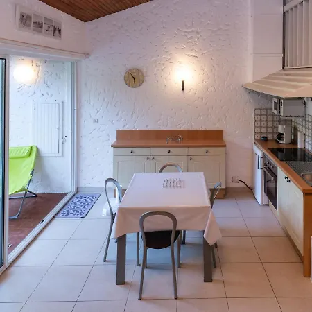 Holiday home Duplex Sous La Pinede Pres De La Plage, Terrasse, Au Calme Et Proche Des Activites, - Fr-1-239-394 *